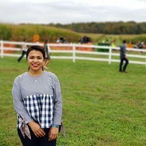 Meet your Posher, Violeta